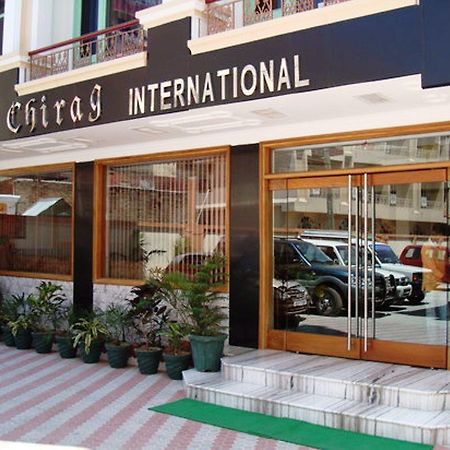 Hotel Chirag International Katra  Zewnętrze zdjęcie
