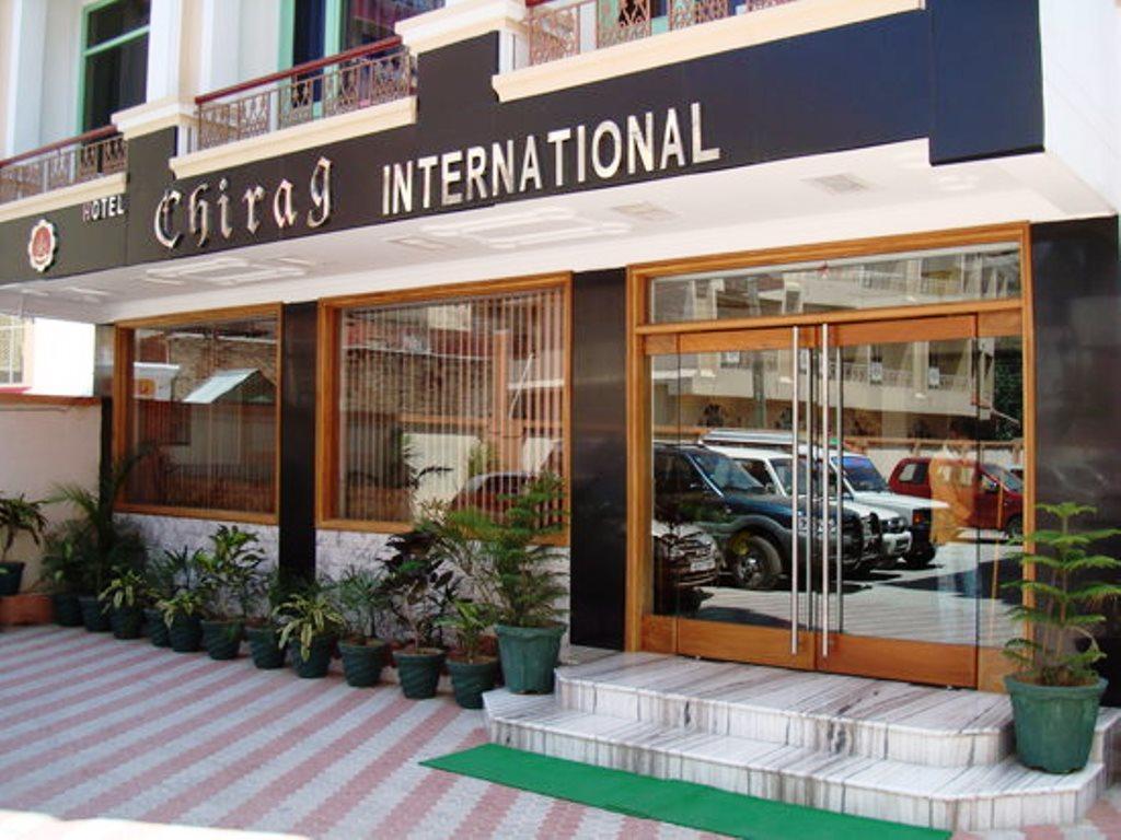 Hotel Chirag International Katra  Zewnętrze zdjęcie